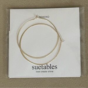 Gold 2-inch hoop earrings by suetables